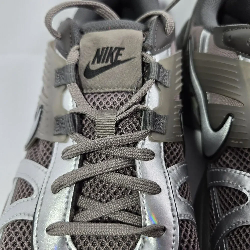 Mens 14 Nike V2K RUN Cave Stone Silver Black Metallic Shoes Sneakers HQ1678-200